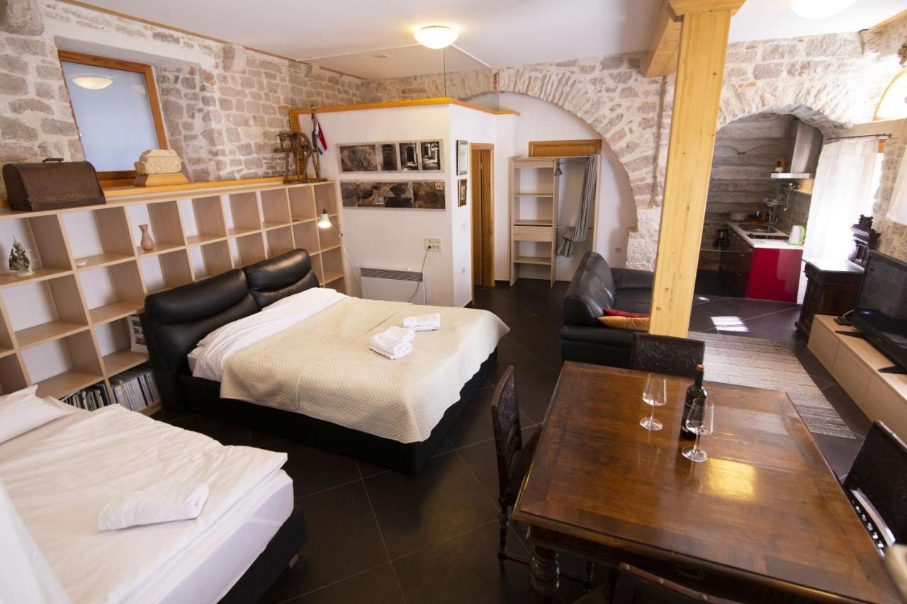 Galera I Appartement Šibenik Buitenkant foto