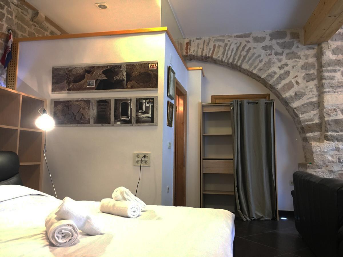Galera I Appartement Šibenik Buitenkant foto
